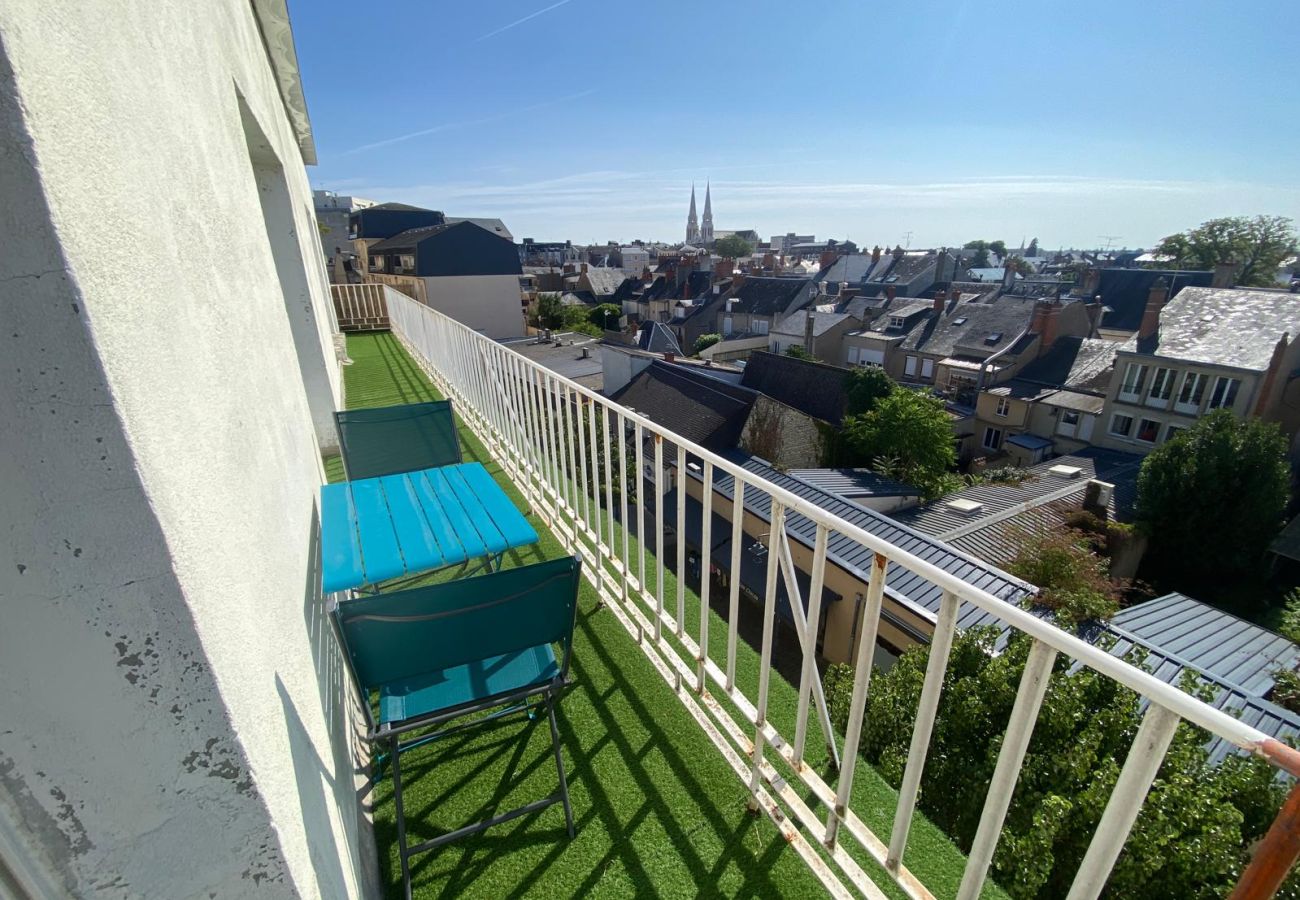 Appartement à Châteauroux - T3 centre-ville- ascenseur- parking- vue panoramique 