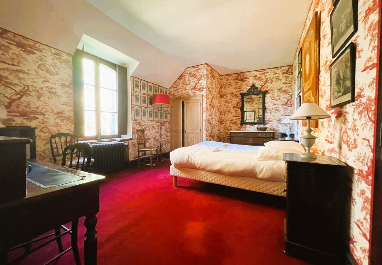 Domaine à Bagneux - La Maison de Philippine-Gite 22 pers-piscine-parc