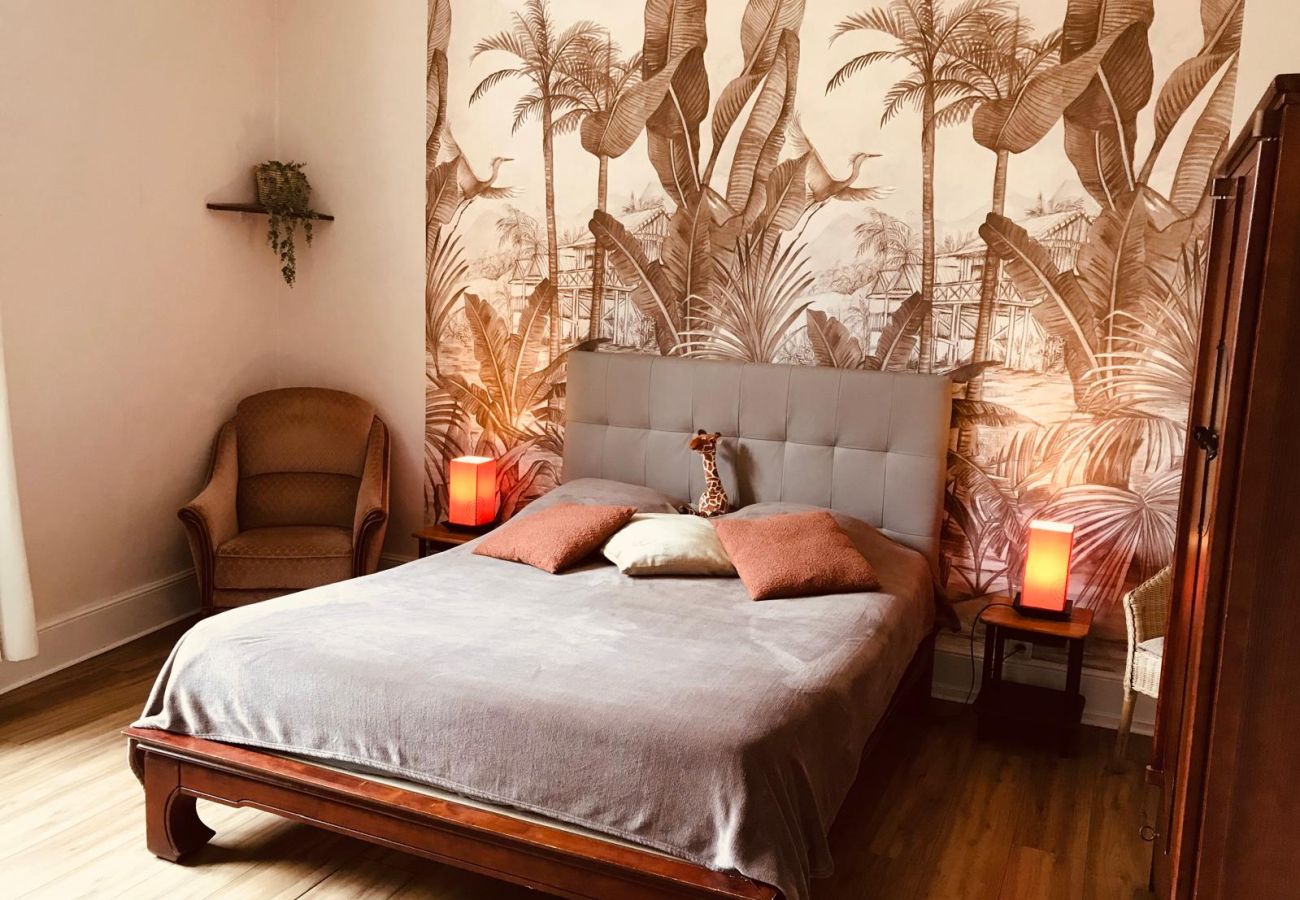 Chambres d'hôtes à Ecueillé - 11/ Logement 4 pers sdb privée wifi-cuisine commune