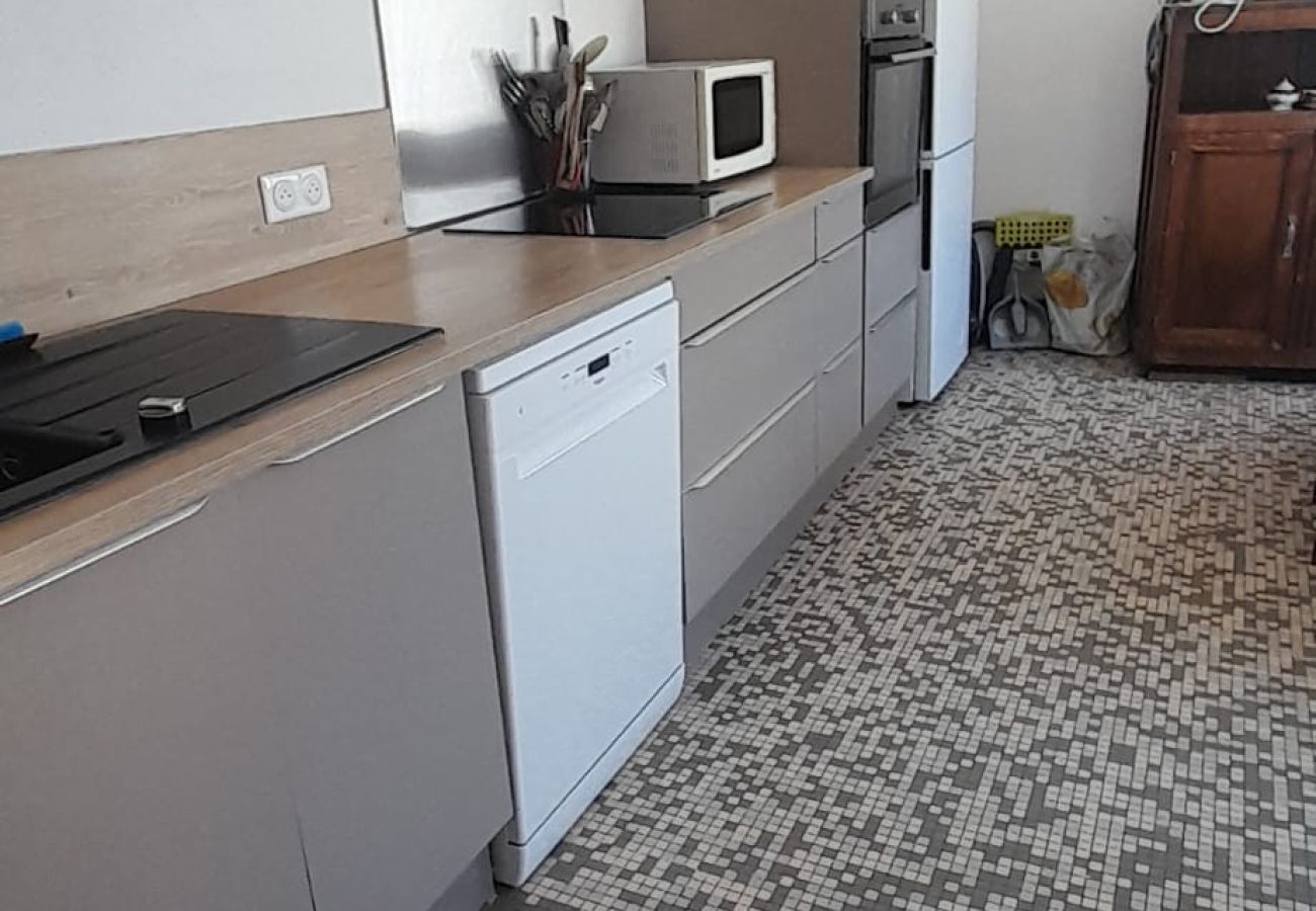 Appartement à Levroux - Appart 2 chambres terrasse privée au coeur de Levroux