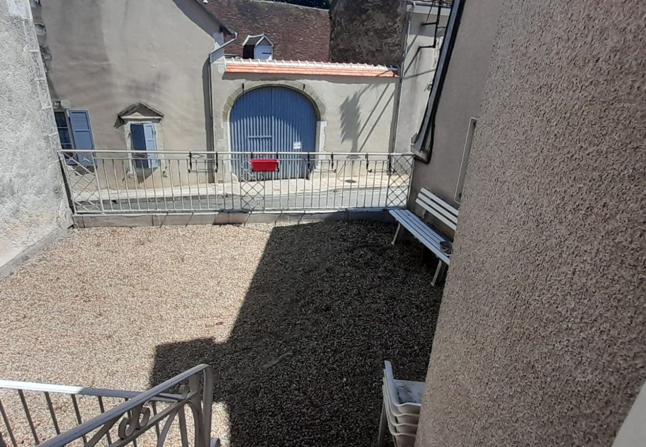 Appartement à Levroux - Appart 2 chambres terrasse privée au coeur de Levroux