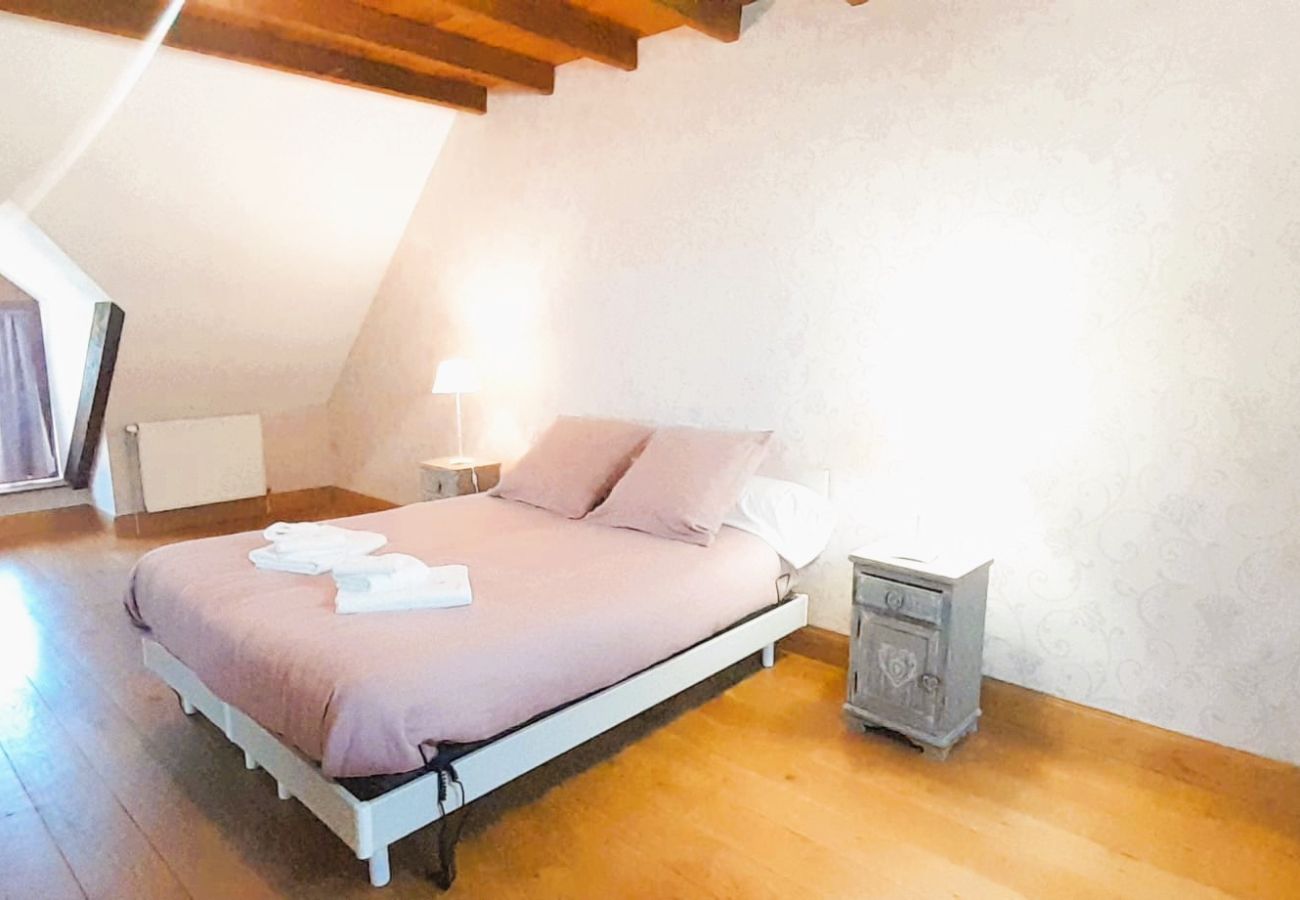 Maison à Levroux - Le Chai - villa 14 pers avec piscine au coeur de Levroux