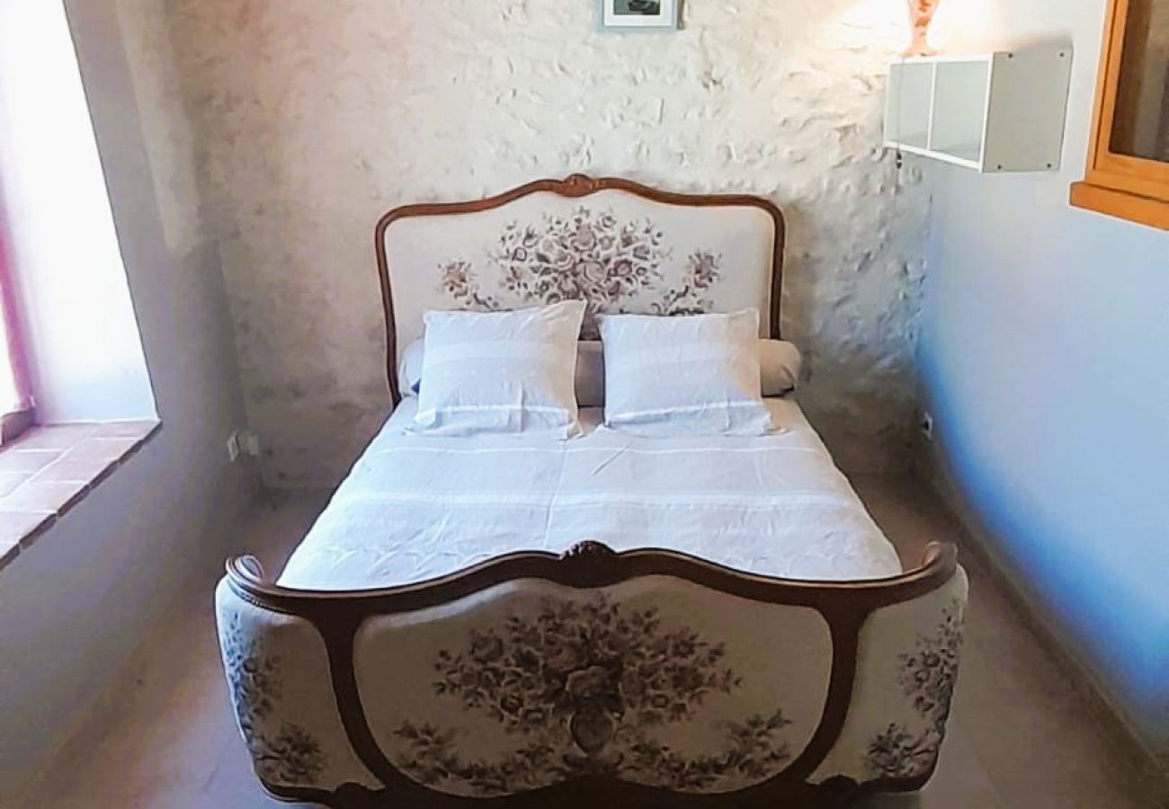 Maison à Levroux - Le Chai - villa 14 pers avec piscine au coeur de Levroux