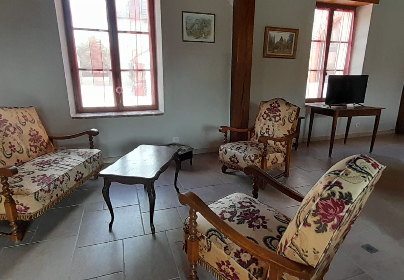 Maison à Levroux - Le Chai - villa 14 pers avec piscine au coeur de Levroux