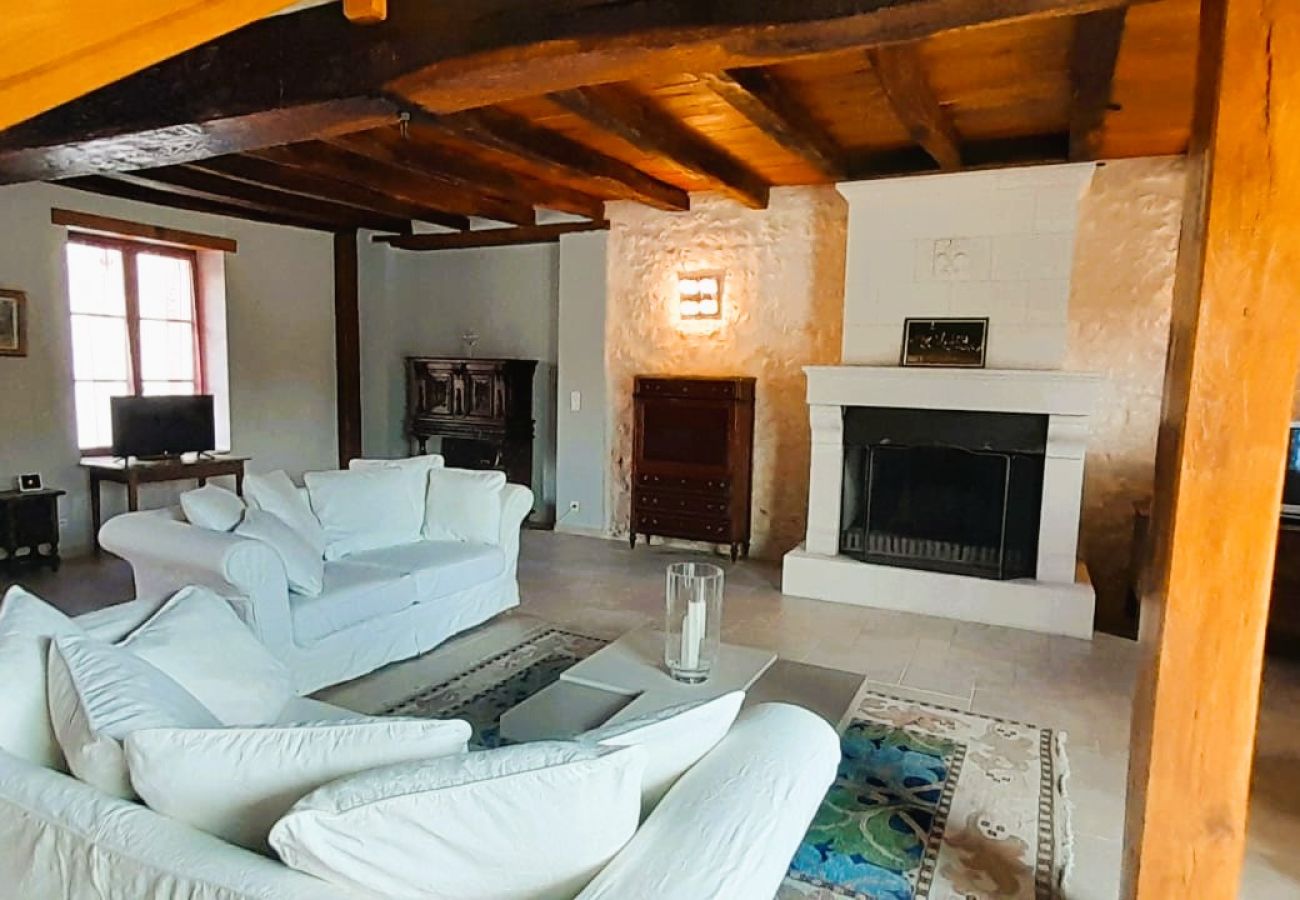 Maison à Levroux - Le Chai - villa 14 pers avec piscine au coeur de Levroux