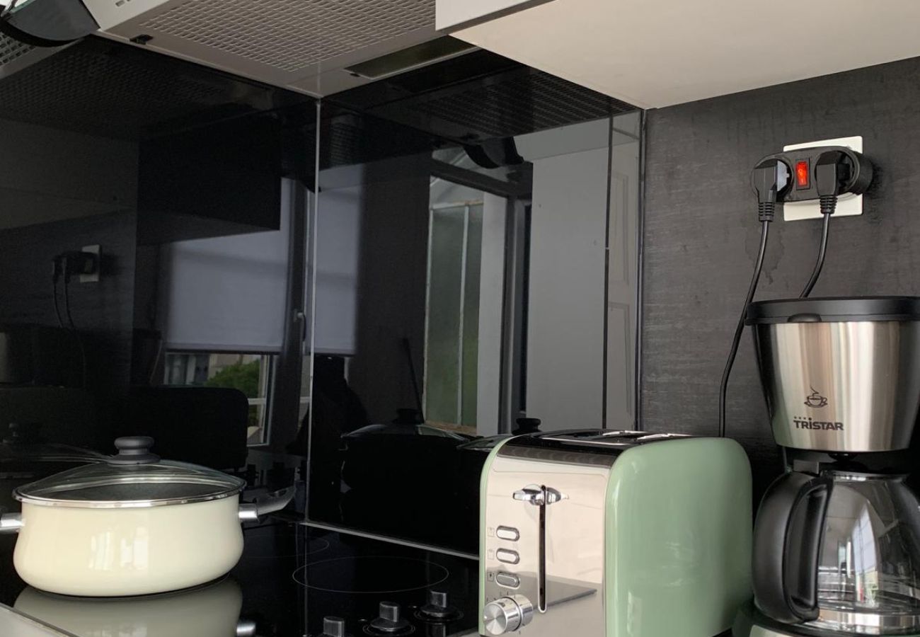 Maison à Châteauroux - La maison de Léonie- 2chb - cour privée - wifi