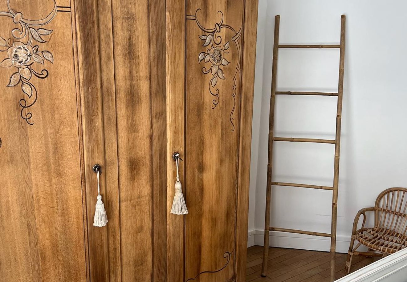 Maison à Châteauroux - La maison de Léonie- 2chb - cour privée - wifi