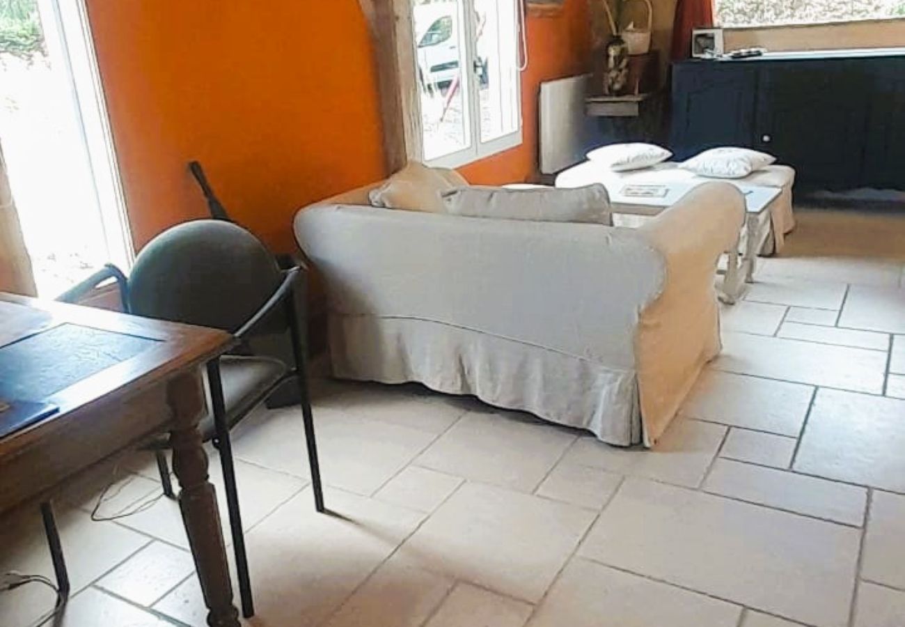 Studio à Châteauroux - Ballade a la lune-chalet 2 pers-wifi-jardin