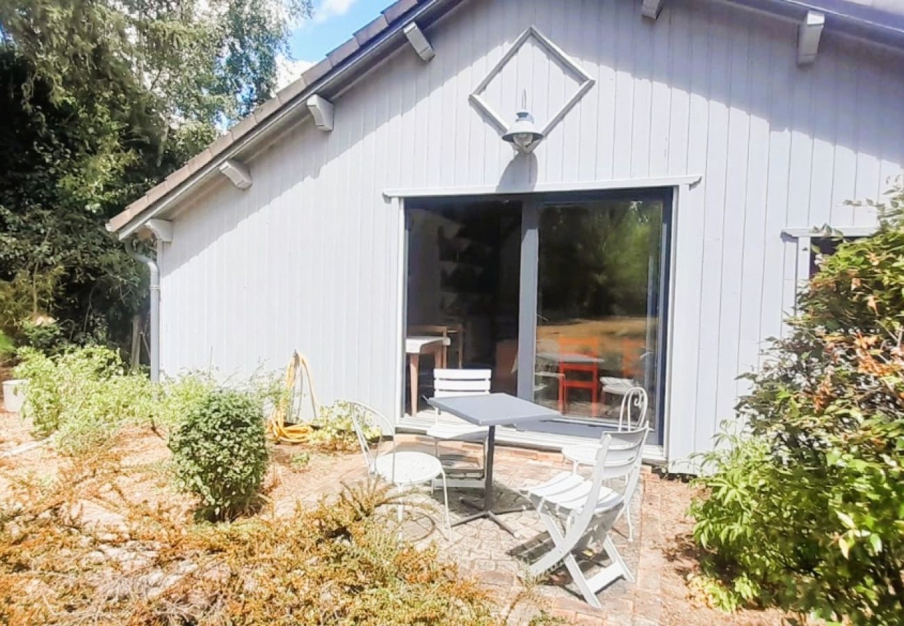 Studio à Châteauroux - Ballade a la lune-chalet 2 pers-wifi-jardin