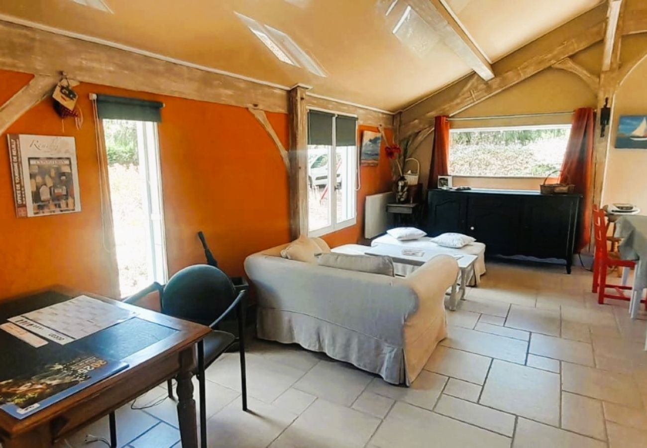 Studio à Châteauroux - Ballade a la lune-chalet 2 pers-wifi-jardin