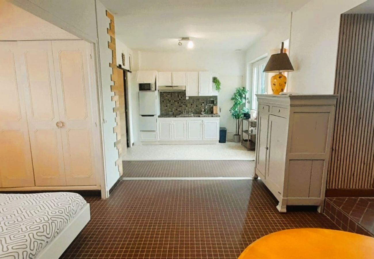 Maison à Buzançais - Le gite des Marchis, 4 pers wifi cour