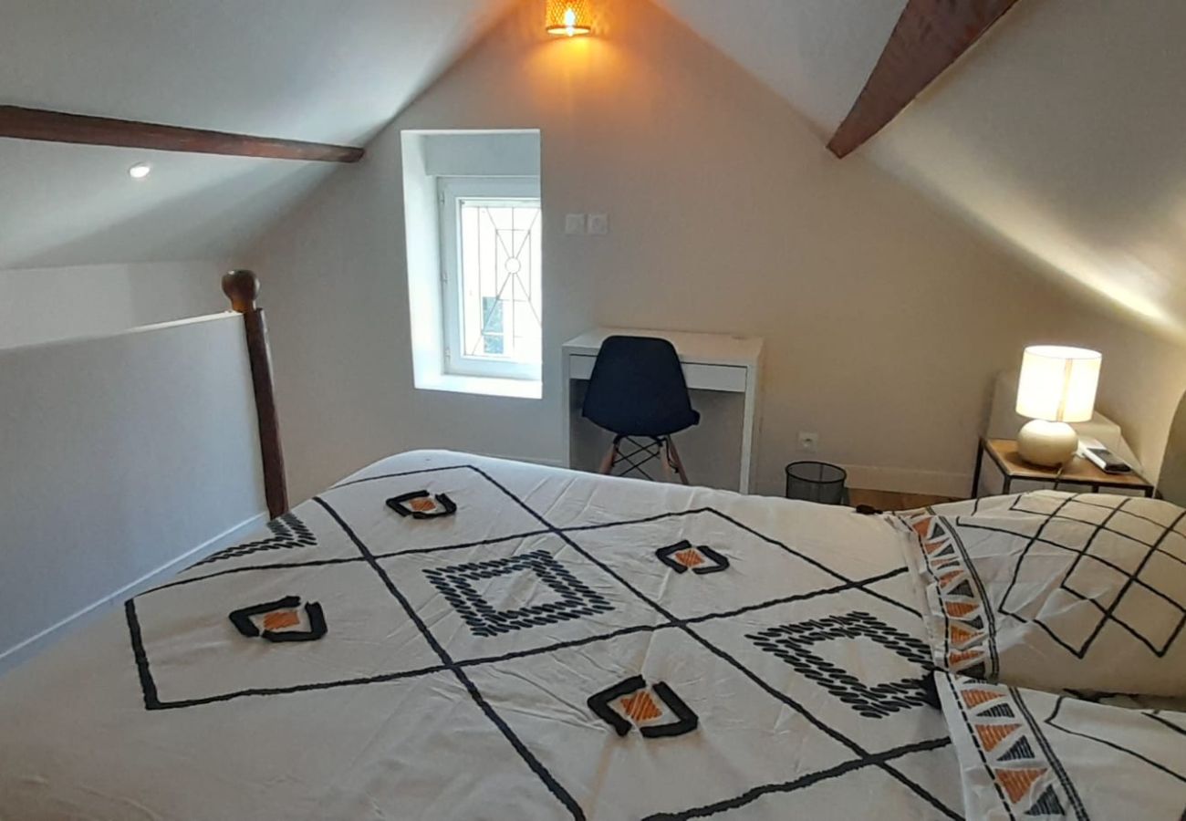 Appartement à Châteauroux - Joli duplex centre ville terrasse wifi clim