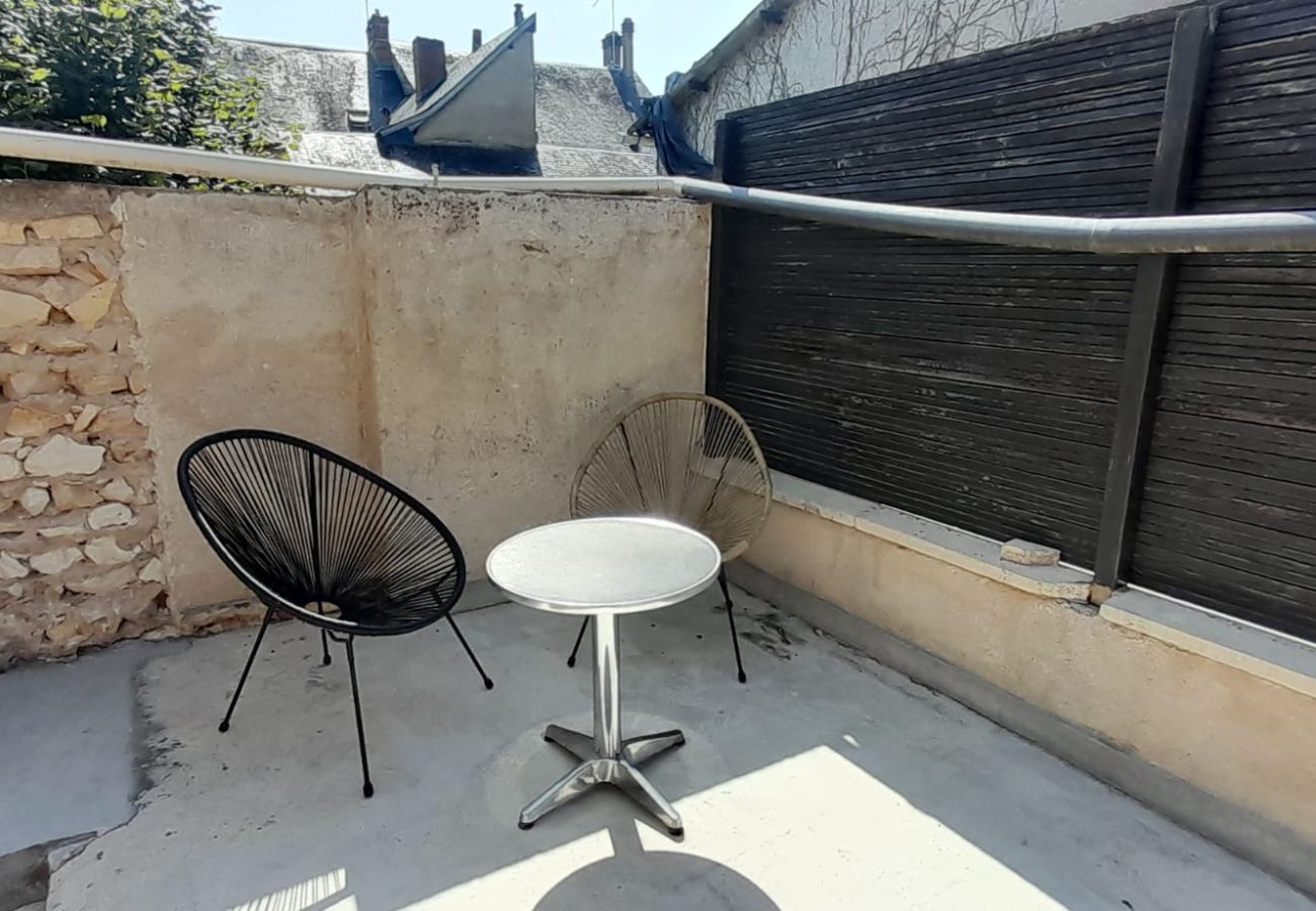 Appartement à Châteauroux - Joli duplex centre ville terrasse wifi clim
