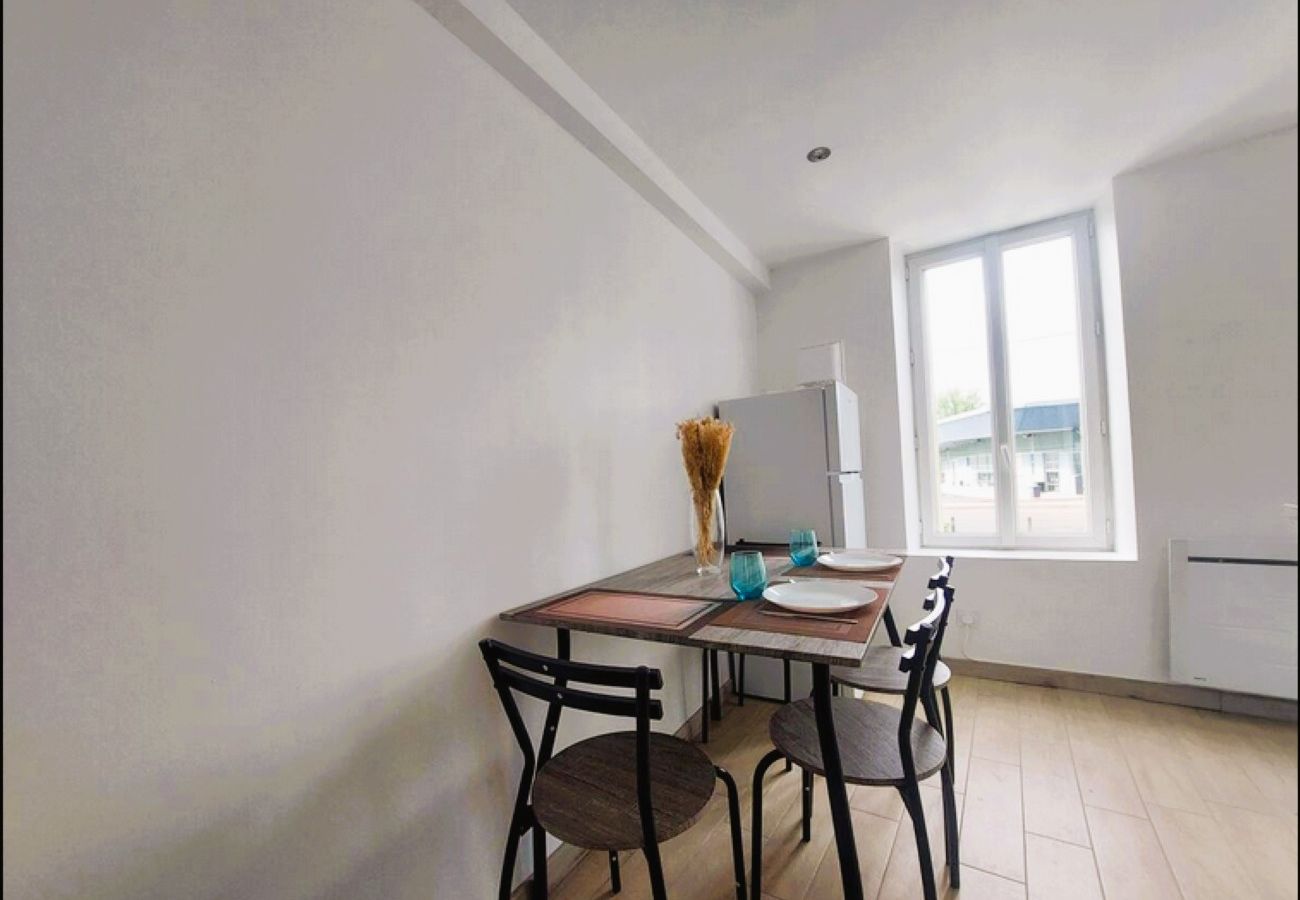 Appartement à Vierzon - Le Little Cosy, calme et confort