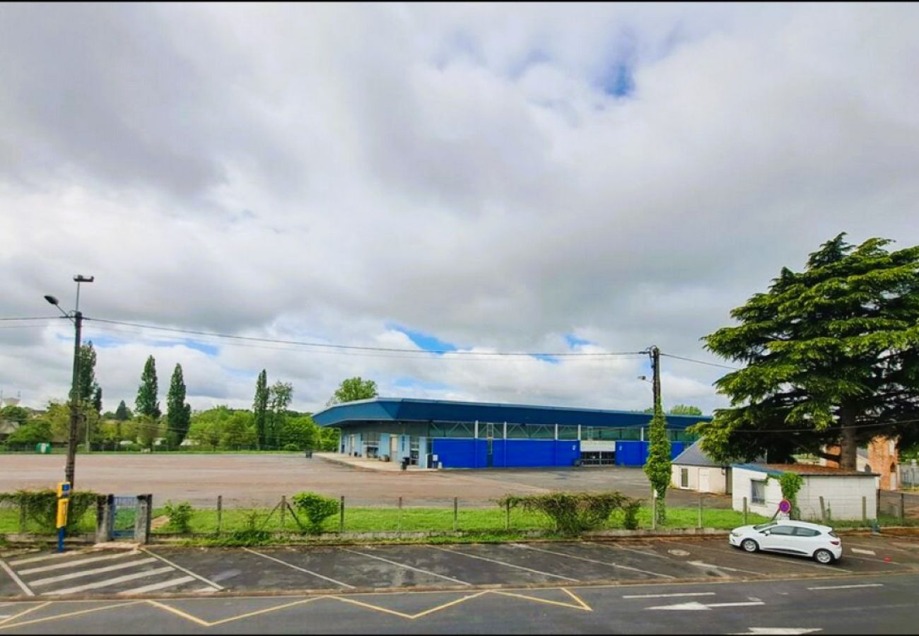 Appartement à Vierzon - Le Grand Duplex, calme et confort