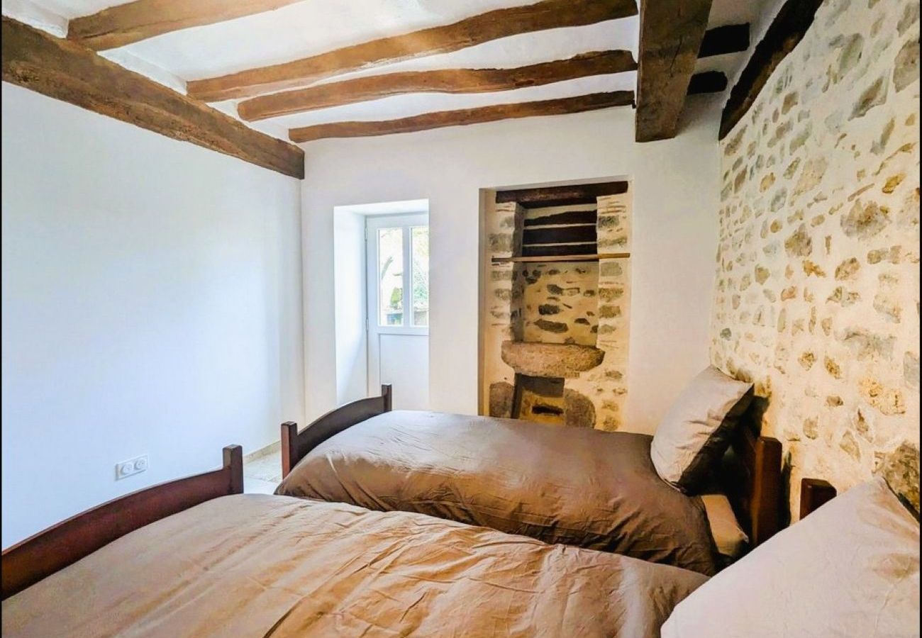 Maison à Levroux - Gite de Janedala Levroux 3chb-6/8 pers-jardin-wifi