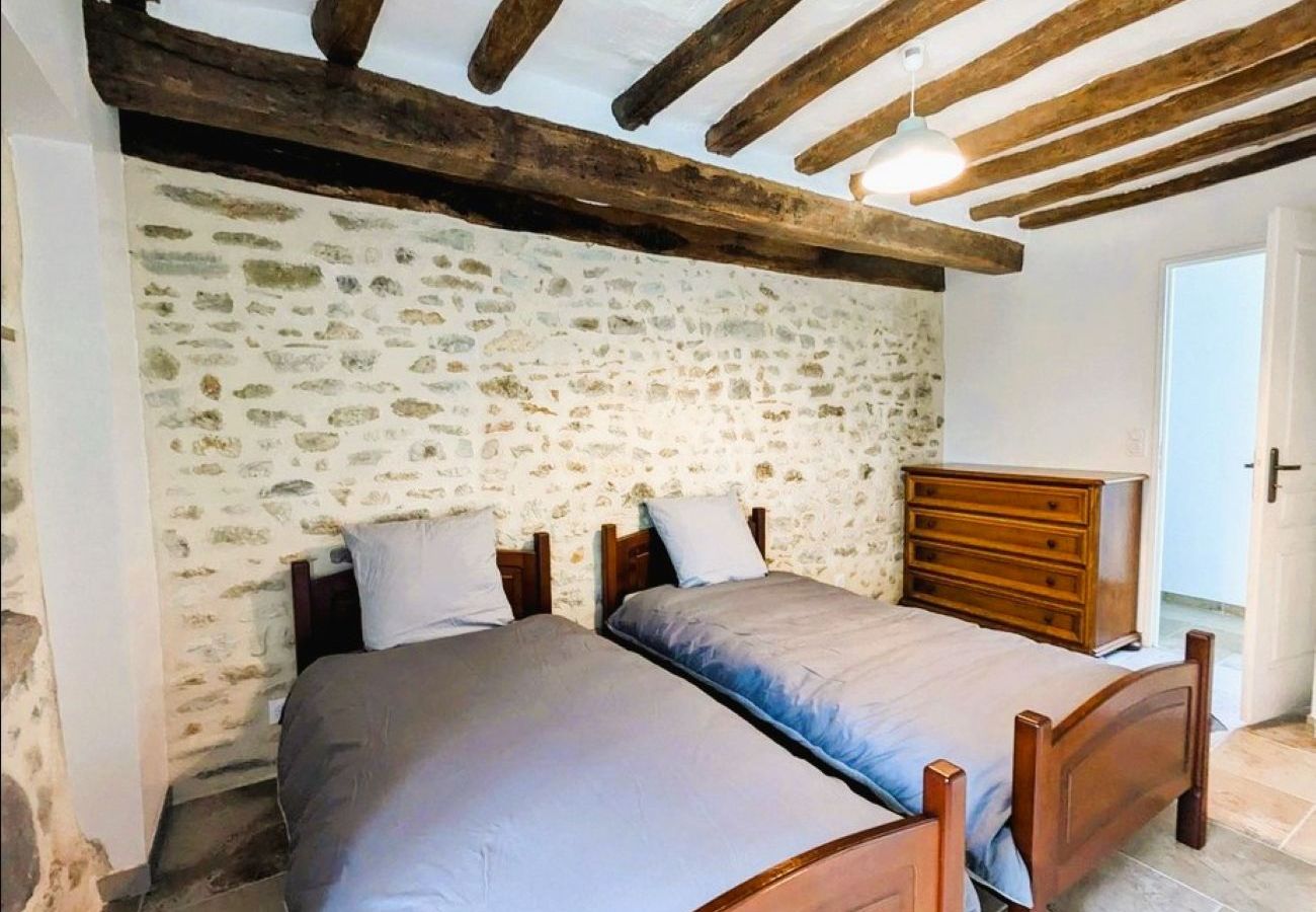 Maison à Levroux - Gite de Janedala Levroux 3chb-6/8 pers-jardin-wifi