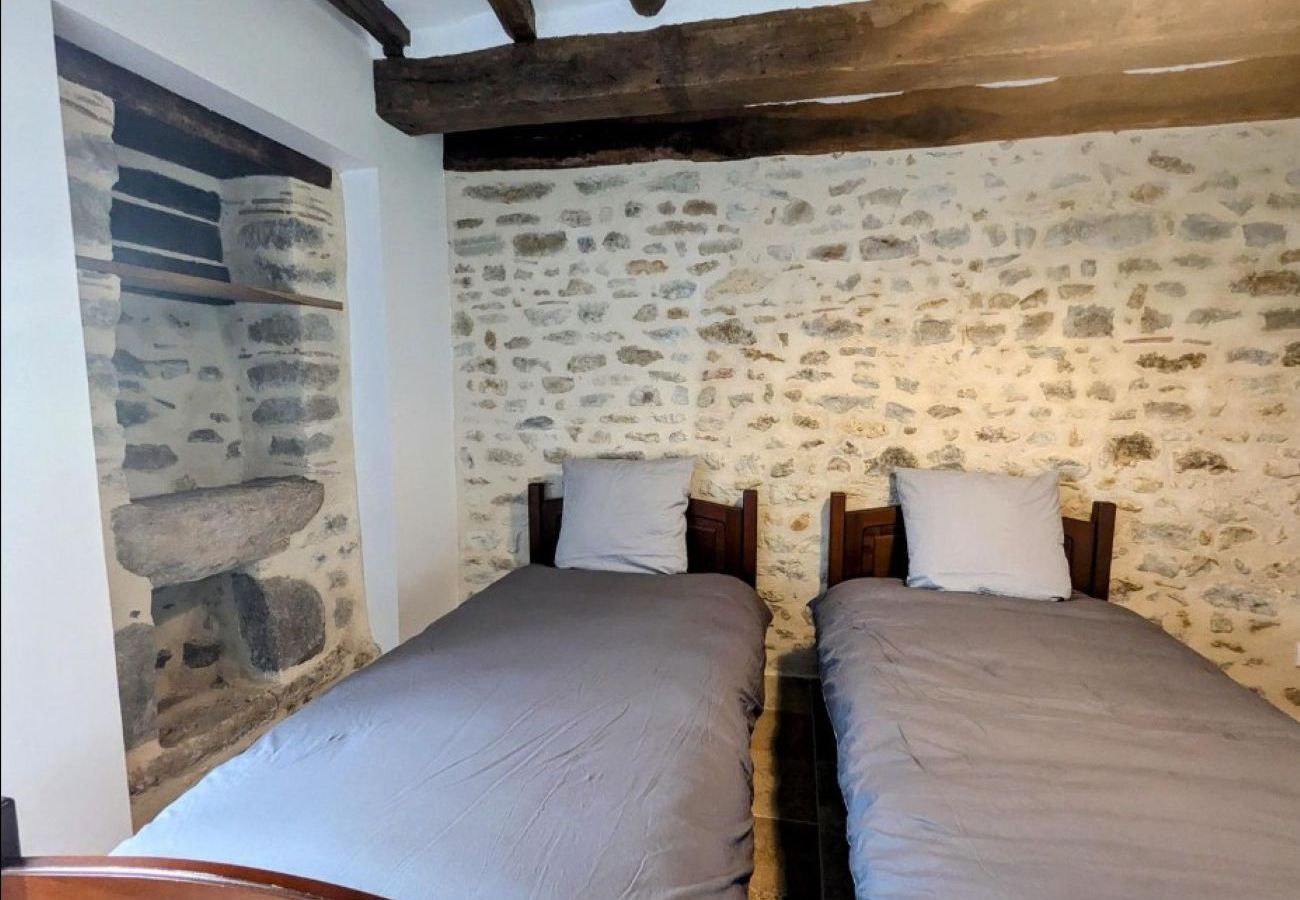 Maison à Levroux - Gite de Janedala Levroux 3chb-6/8 pers-jardin-wifi