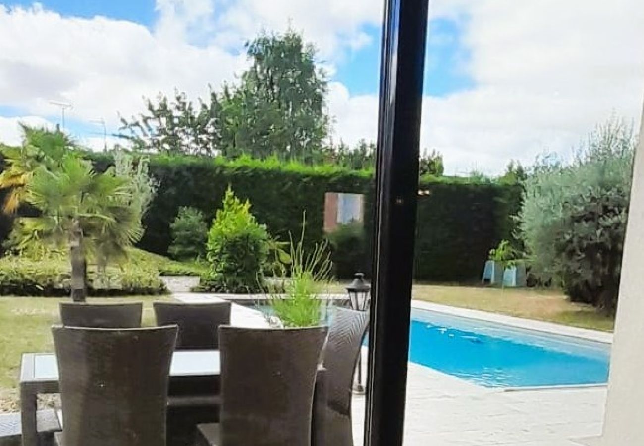 Maison à Levroux - Le Grand Chai, 5 chb, piscine clim Levroux