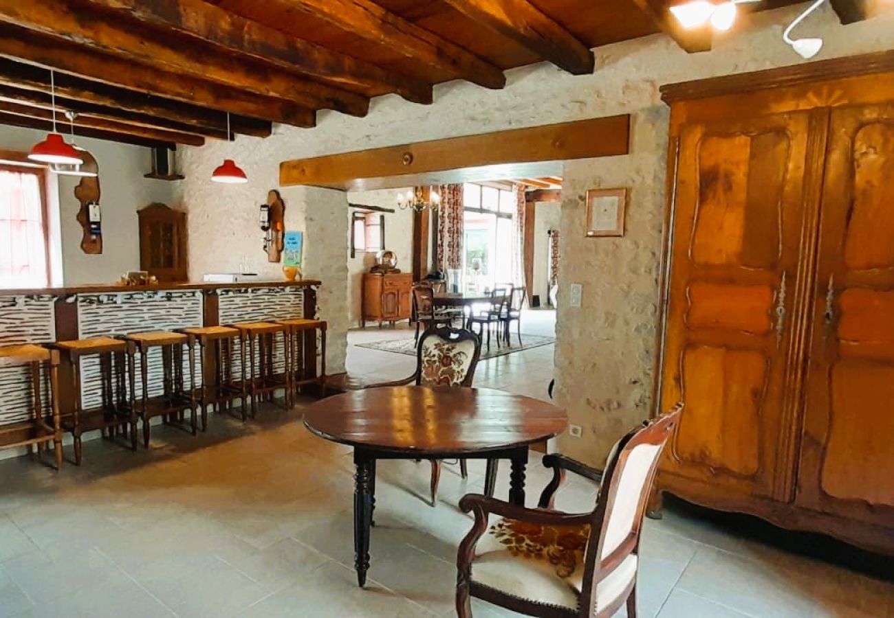 Maison à Levroux - Le Grand Chai, 5 chb, piscine clim Levroux