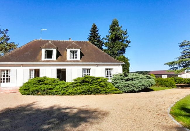 Maison à Sainte-Fauste - Le gite du Brossat. 10 pers wifi jardin