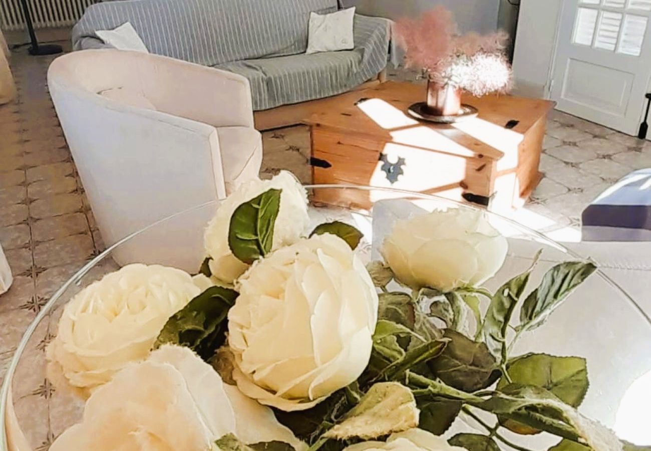 Maison à Sainte-Fauste - Le gite du Brossat. 10 pers wifi jardin