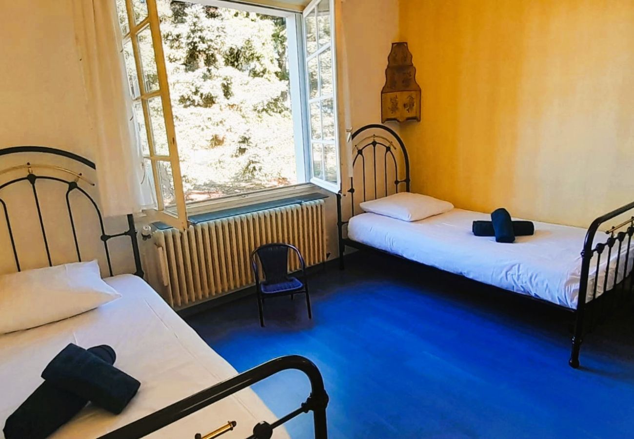 Maison à Sainte-Fauste - Le gite du Brossat. 10 pers wifi jardin