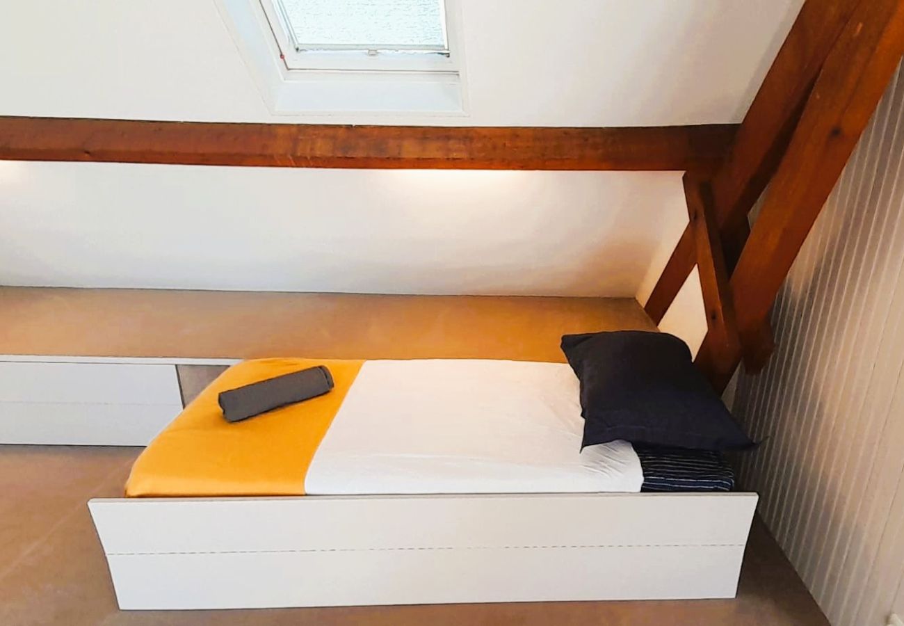 Maison à Sainte-Fauste - Le gite du Brossat. 10 pers wifi jardin