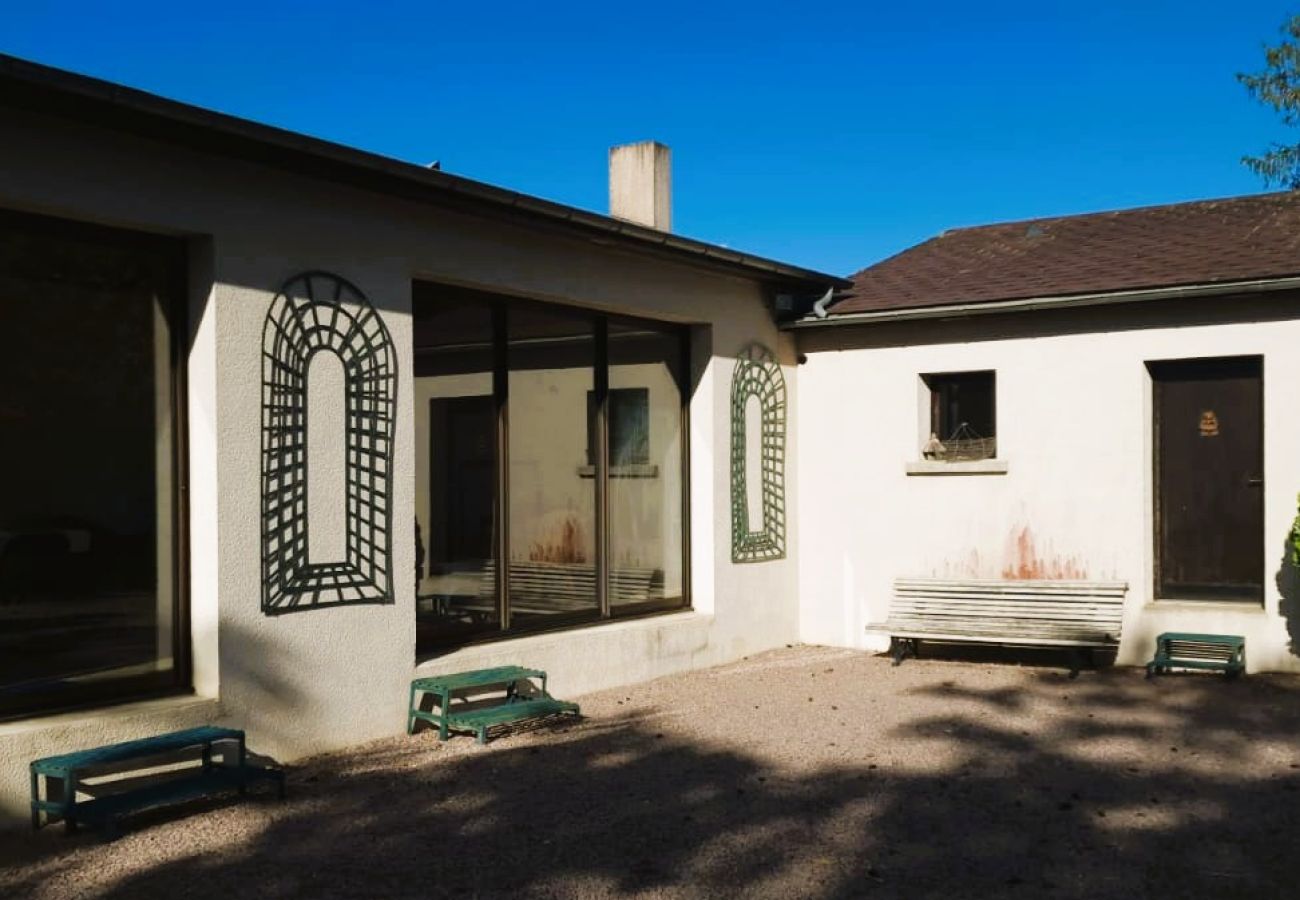 Maison à Sainte-Fauste - Le gite du Brossat. 10 pers wifi jardin