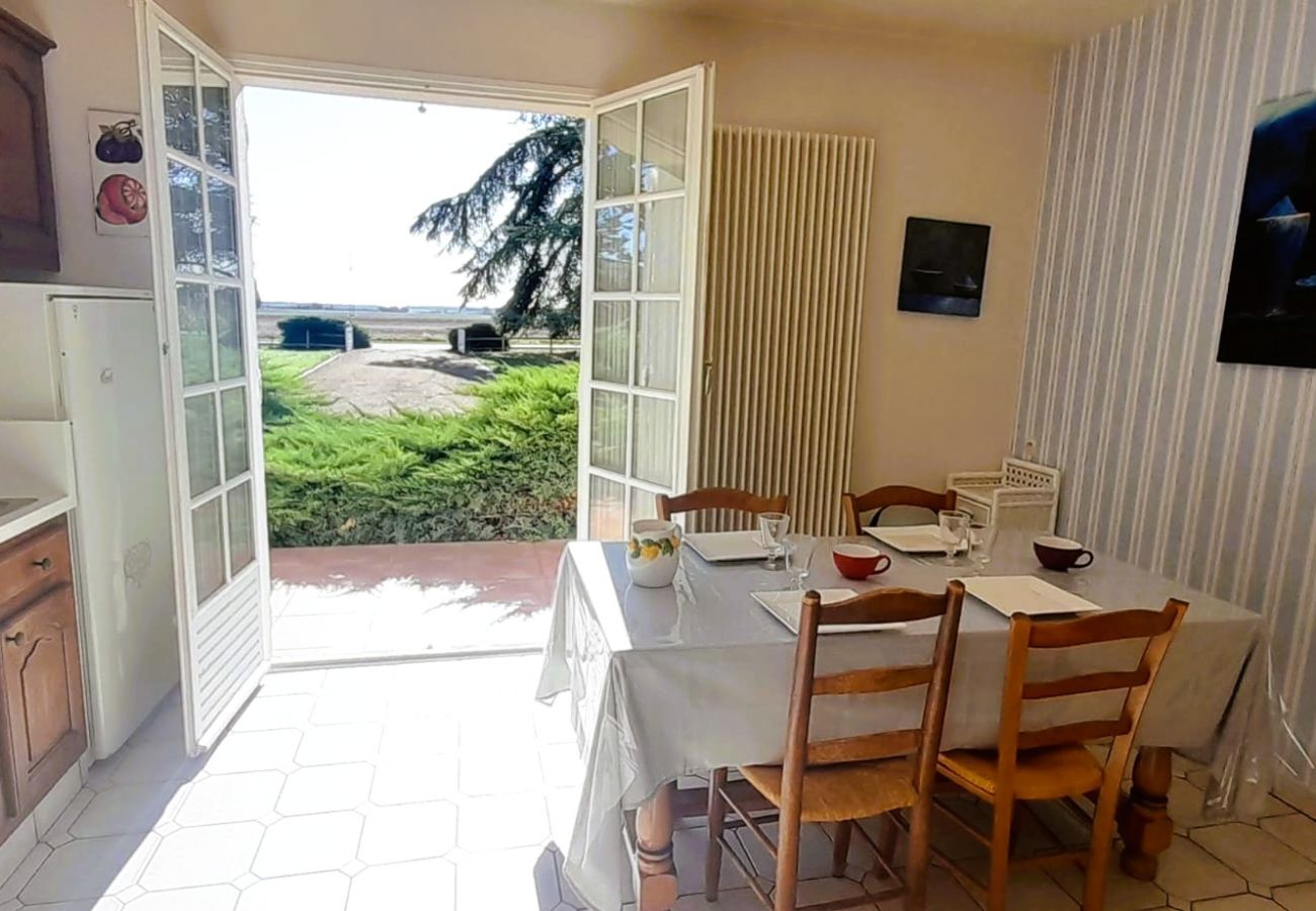 Maison à Sainte-Fauste - Le gite du Brossat. 10 pers wifi jardin