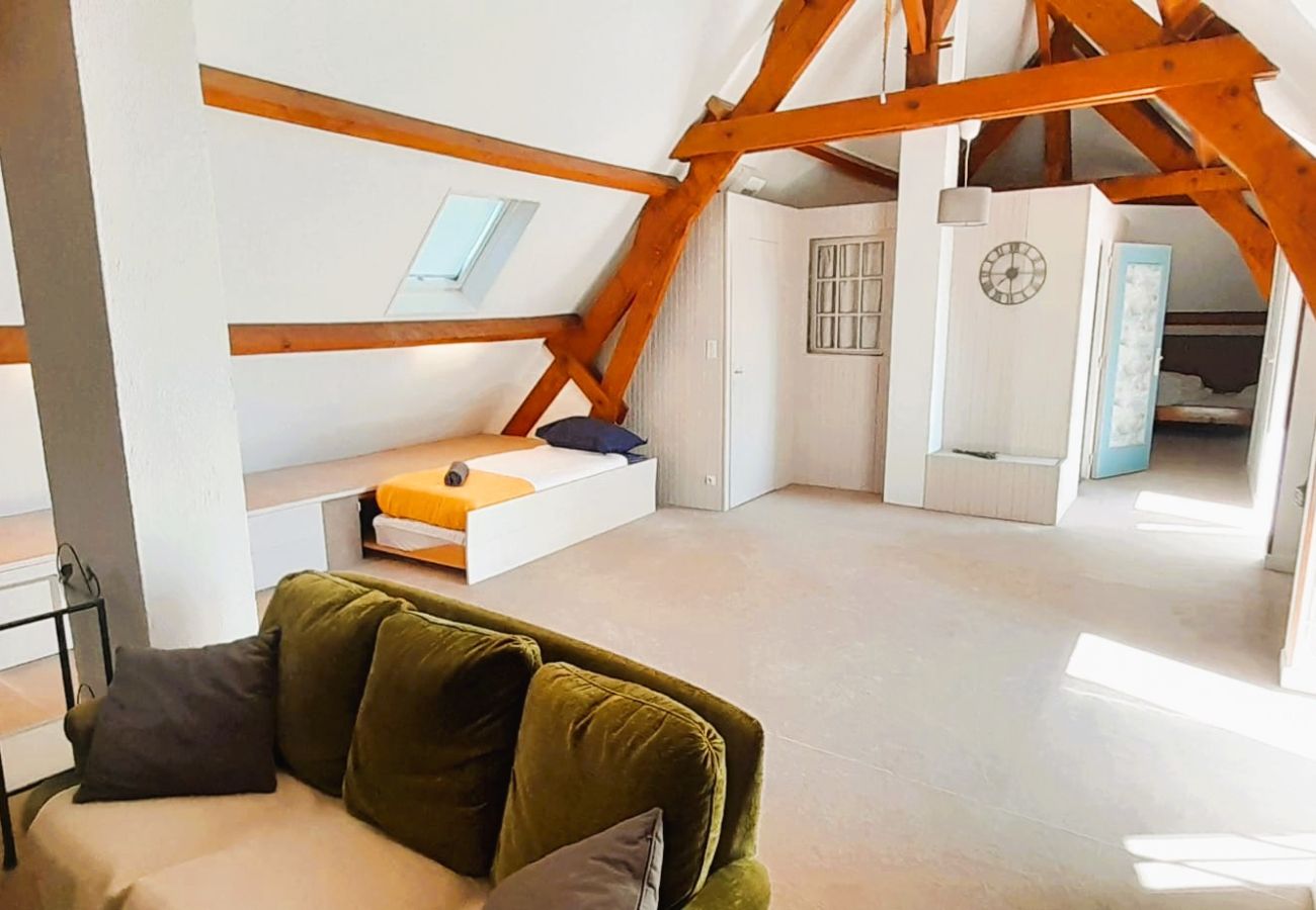 Maison à Sainte-Fauste - Le gite du Brossat. 10 pers wifi jardin