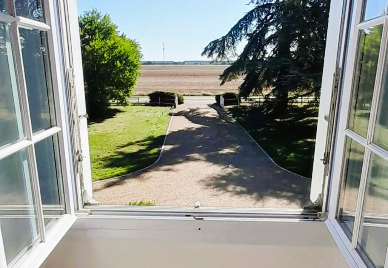 Maison à Sainte-Fauste - Le gite du Brossat. 10 pers wifi jardin