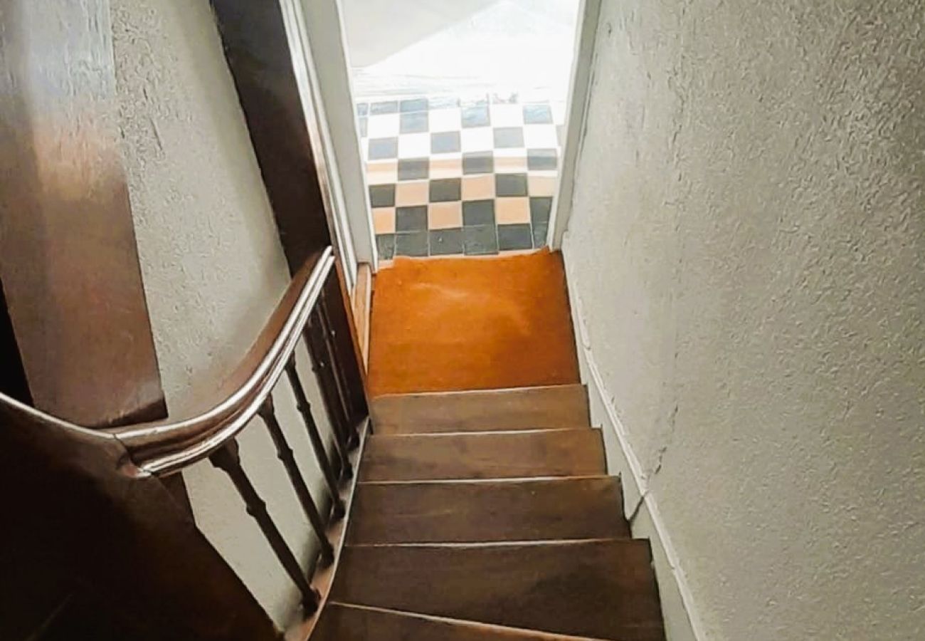 Maison à Châteauroux - Maison de ville 7 pers coeur de chtx cour wifi