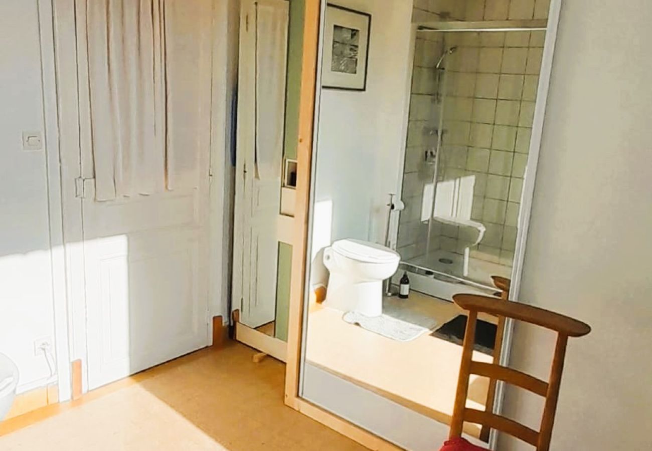 Maison à Châteauroux - Maison de ville 7 pers coeur de chtx cour wifi