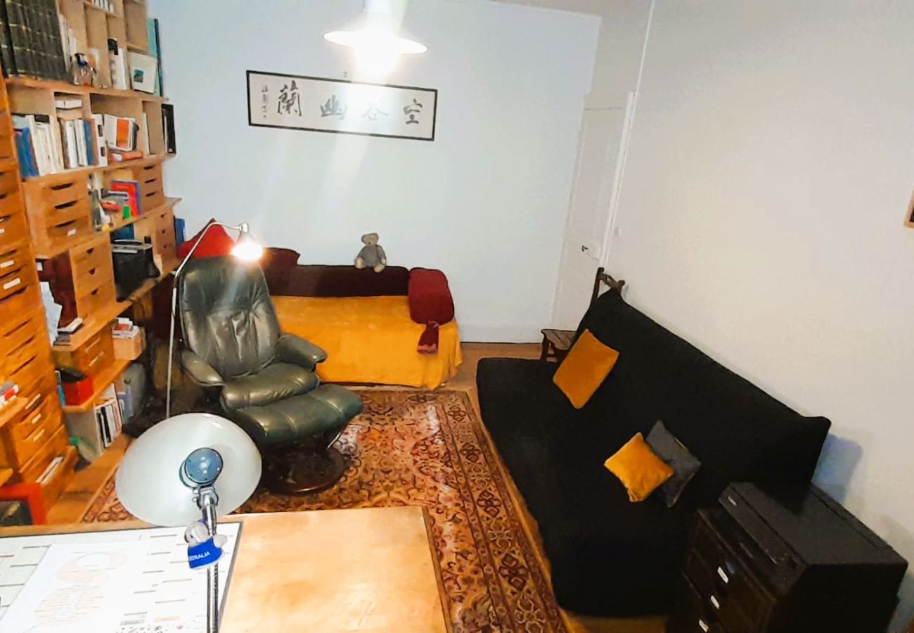 Maison à Châteauroux - Maison de ville 7 pers coeur de chtx cour wifi