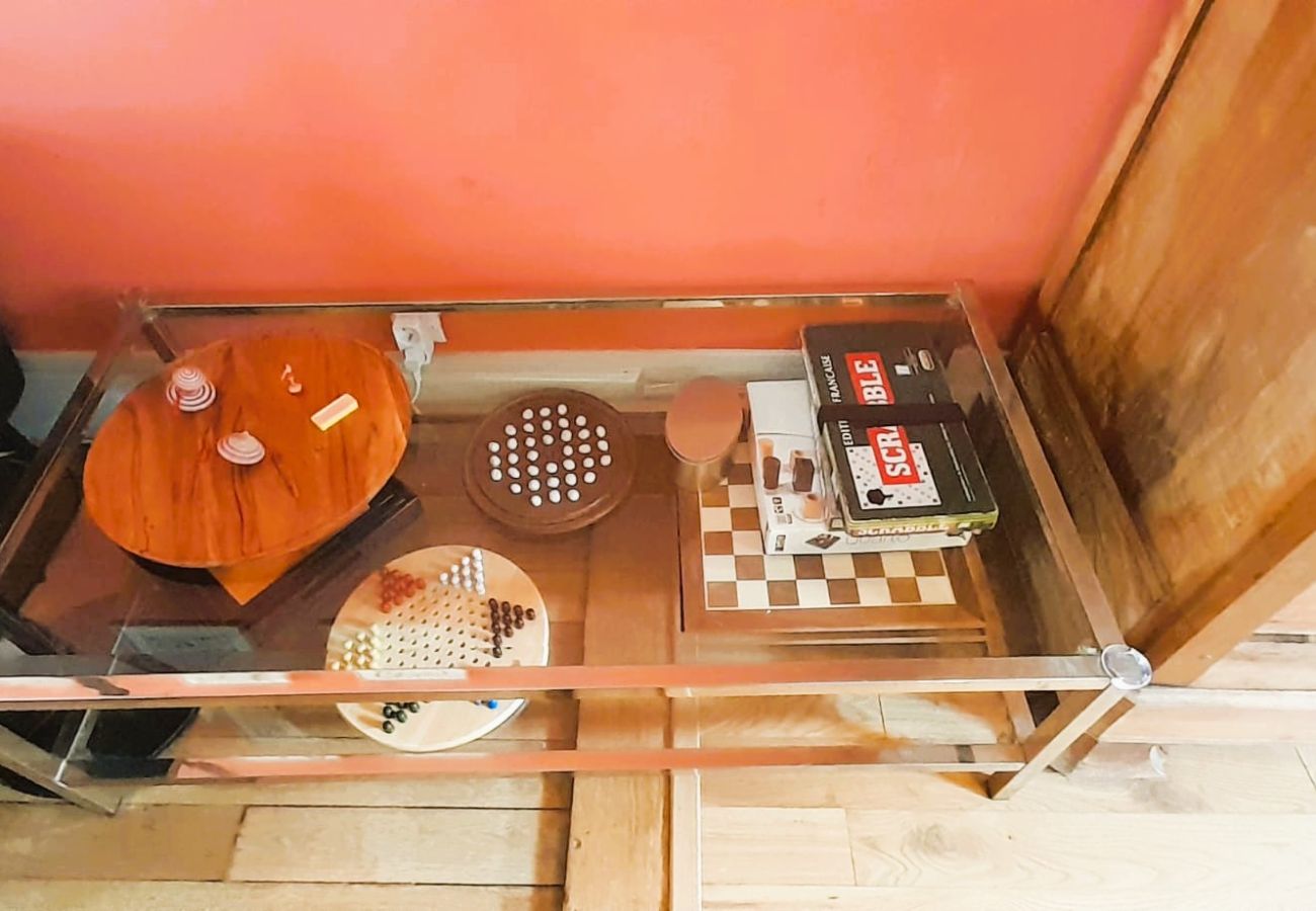 Maison à Châteauroux - Maison de ville 7 pers coeur de chtx cour wifi