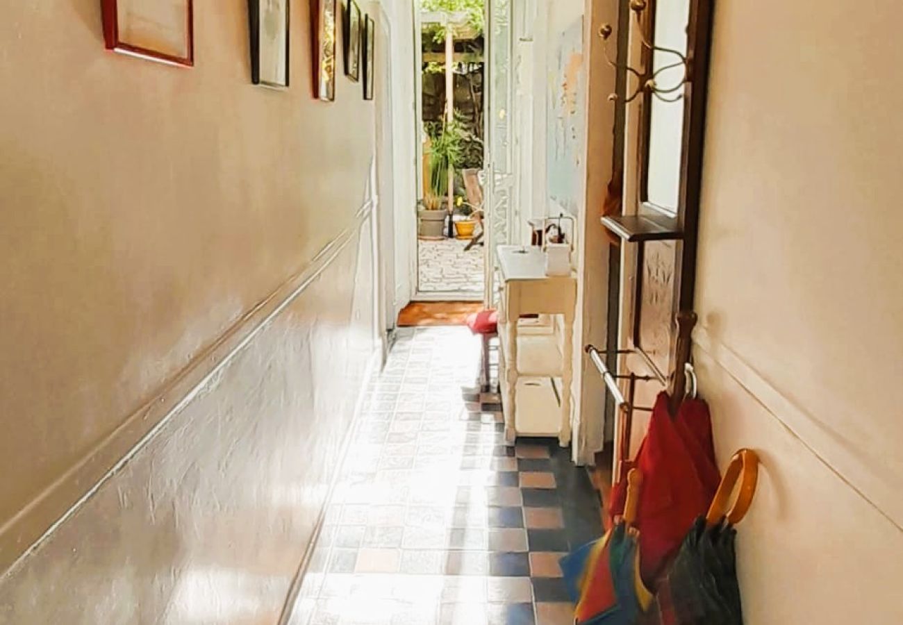 Maison à Châteauroux - Maison de ville 7 pers coeur de chtx cour wifi