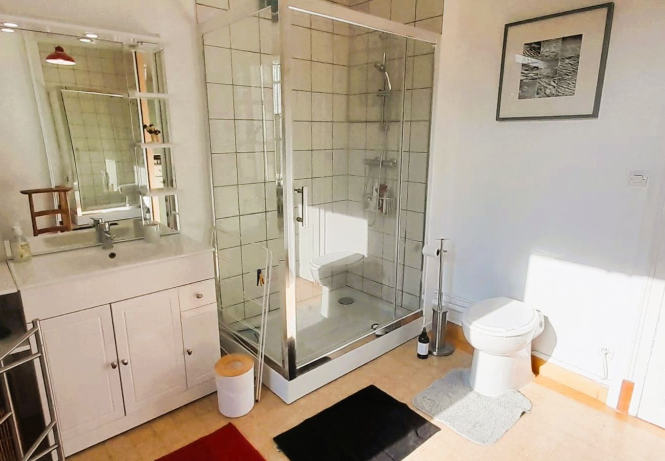 Maison à Châteauroux - Maison de ville 7 pers coeur de chtx cour wifi