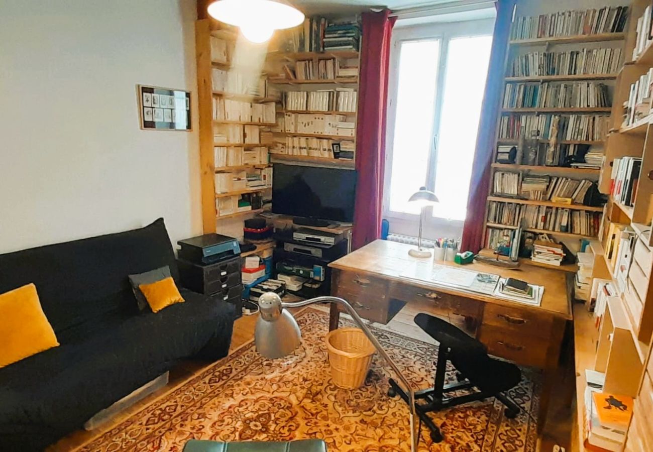 Maison à Châteauroux - Maison de ville 7 pers coeur de chtx cour wifi