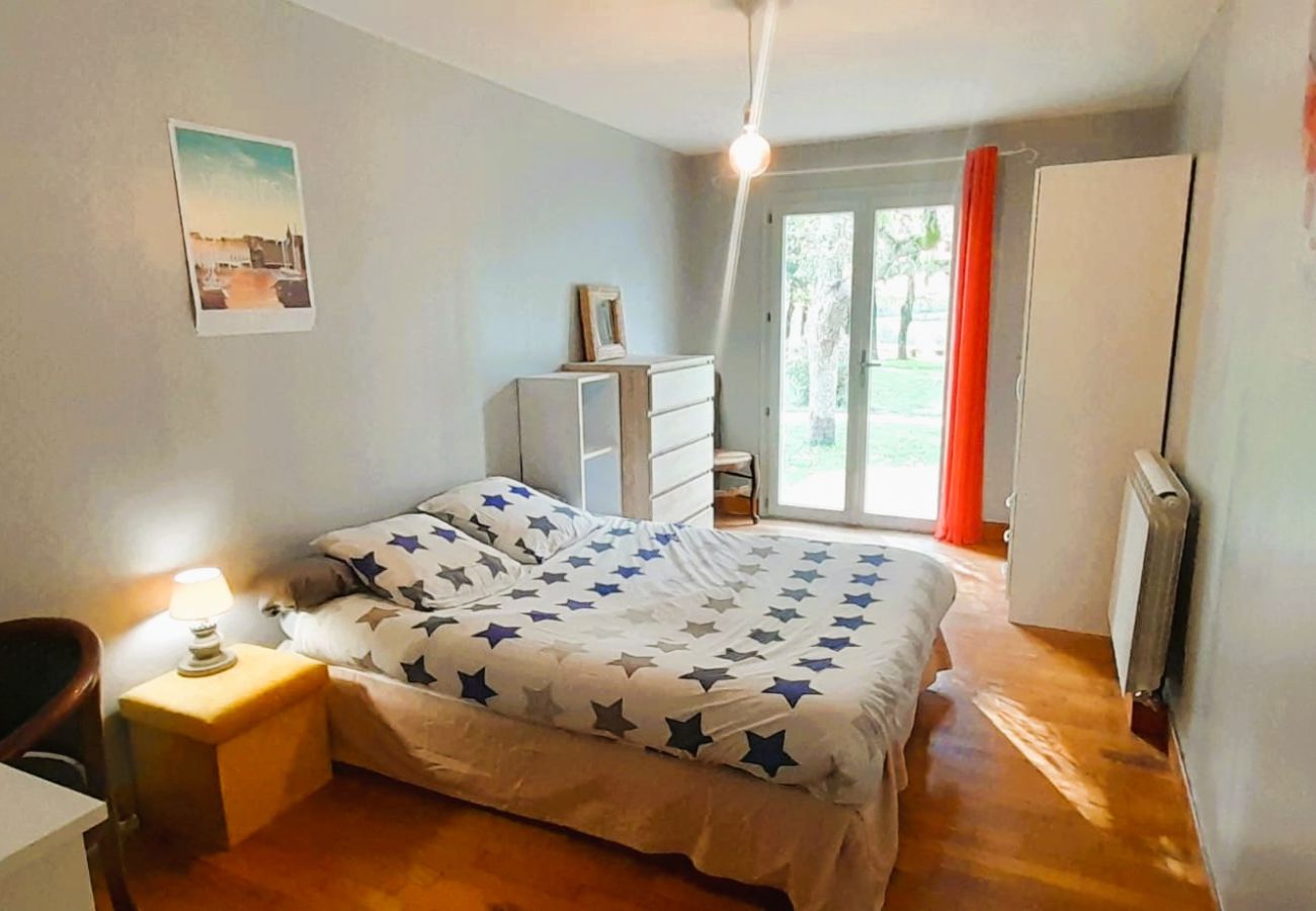 Maison à Baudres - Baudres jolie maison 6/8 pers jardin pisicne wifi 