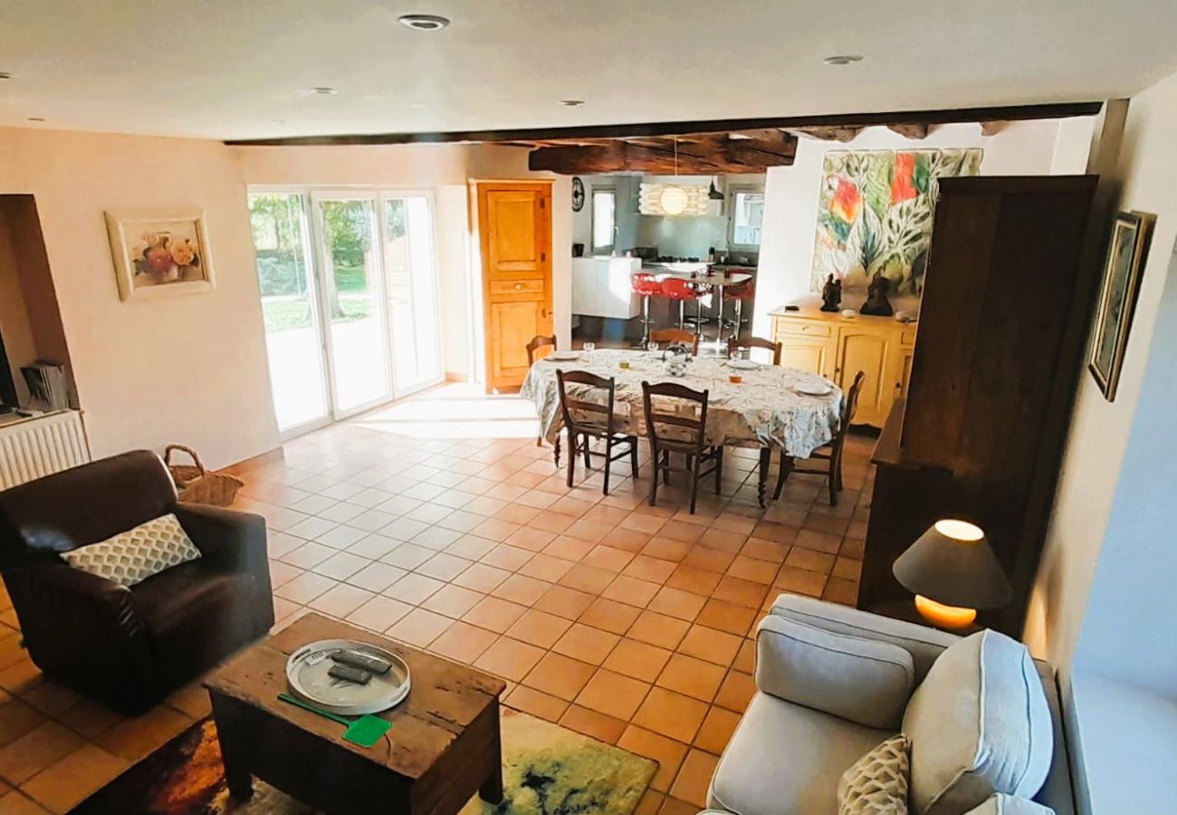 Maison à Baudres - Baudres jolie maison 6/8 pers jardin pisicne wifi 