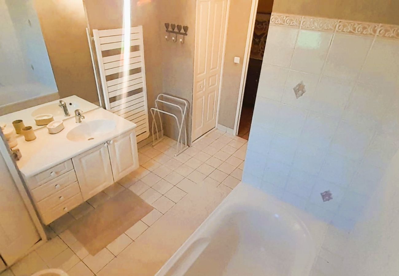 Maison à Baudres - Baudres jolie maison 6/8 pers jardin pisicne wifi 