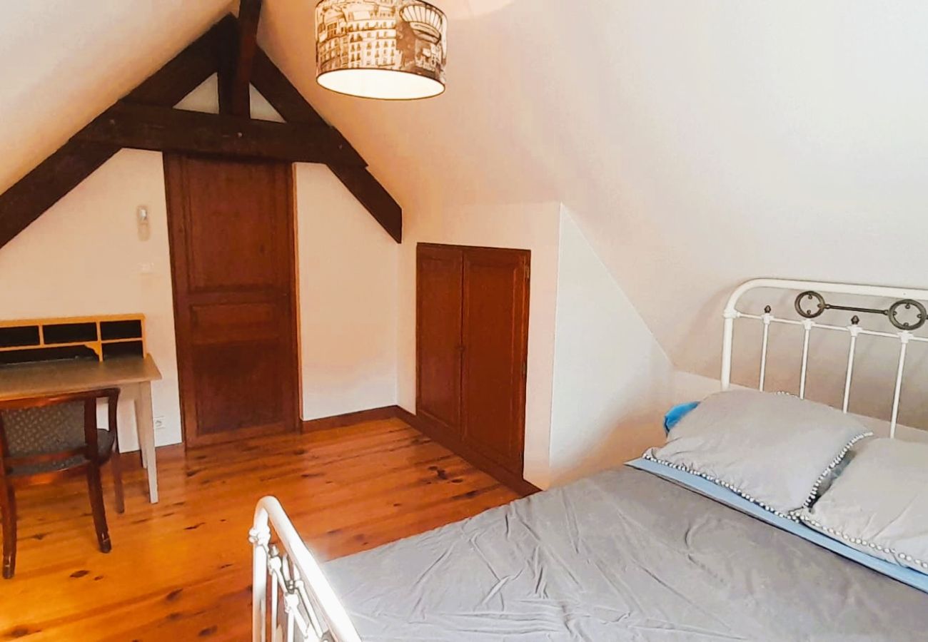 Maison à Baudres - Baudres jolie maison 6/8 pers jardin pisicne wifi 