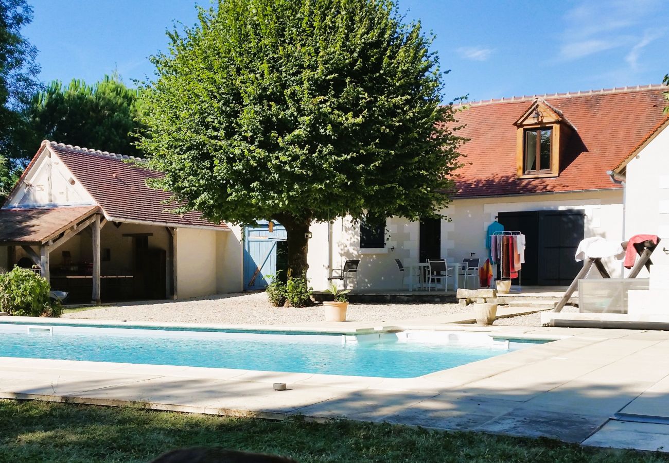 Maison à Baudres - Baudres jolie maison 6/8 pers jardin pisicne wifi 