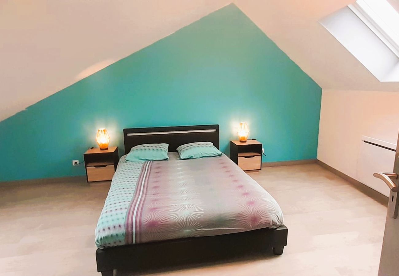 Appartement à Issoudun - Le St Roch - appart 6/8 pers - wifi - centre ville