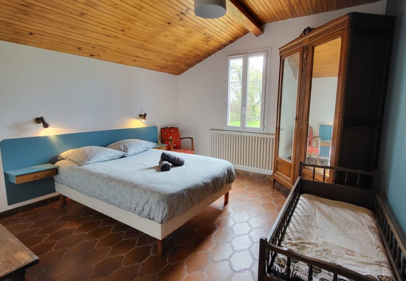 Maison à Lys-Saint-Georges - La petite Léontine - maison 3 chb 7 pers jardin