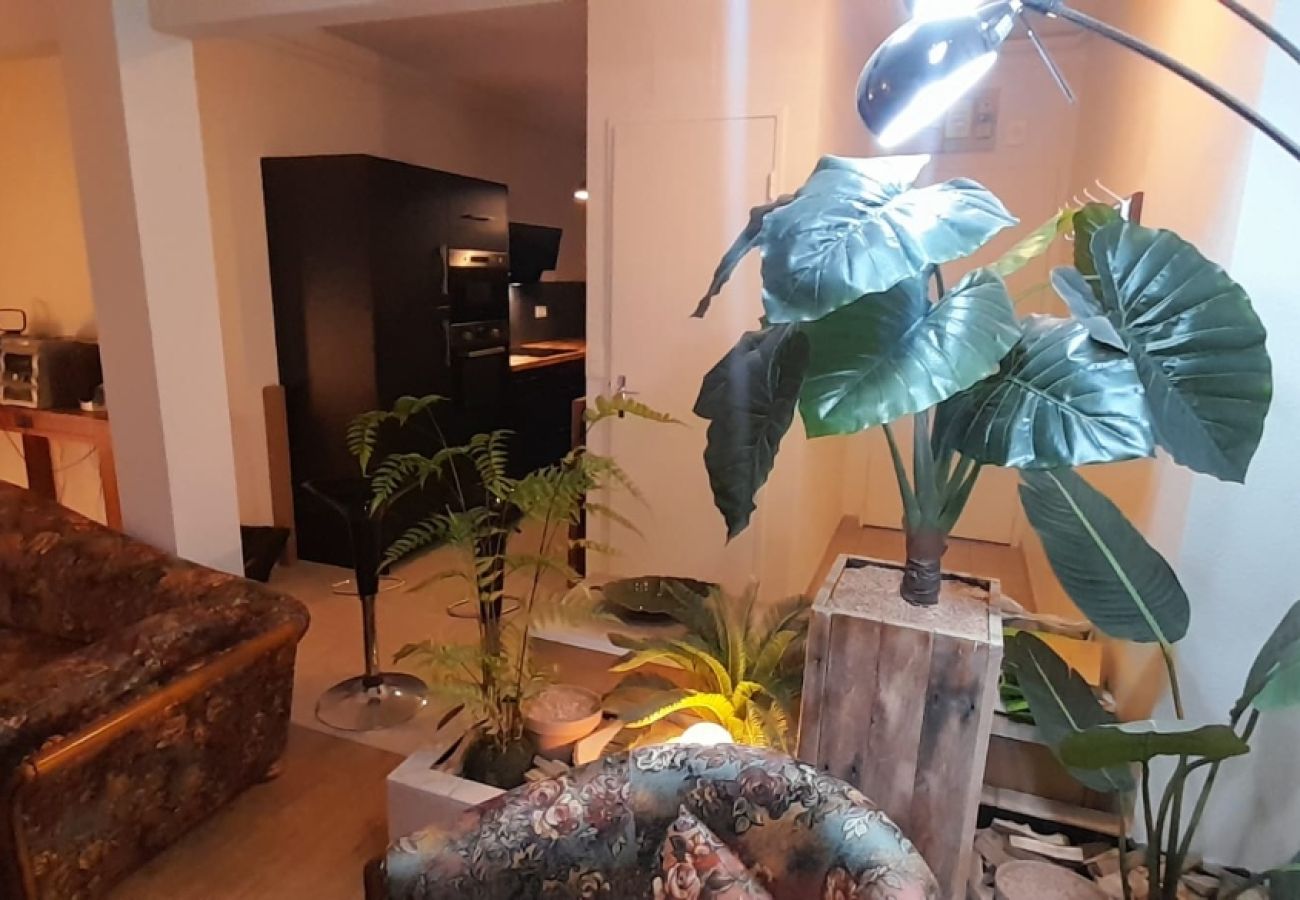 Appartement à Châteauroux - B- Meublé cosy centre ville 4 pers - ascenseur