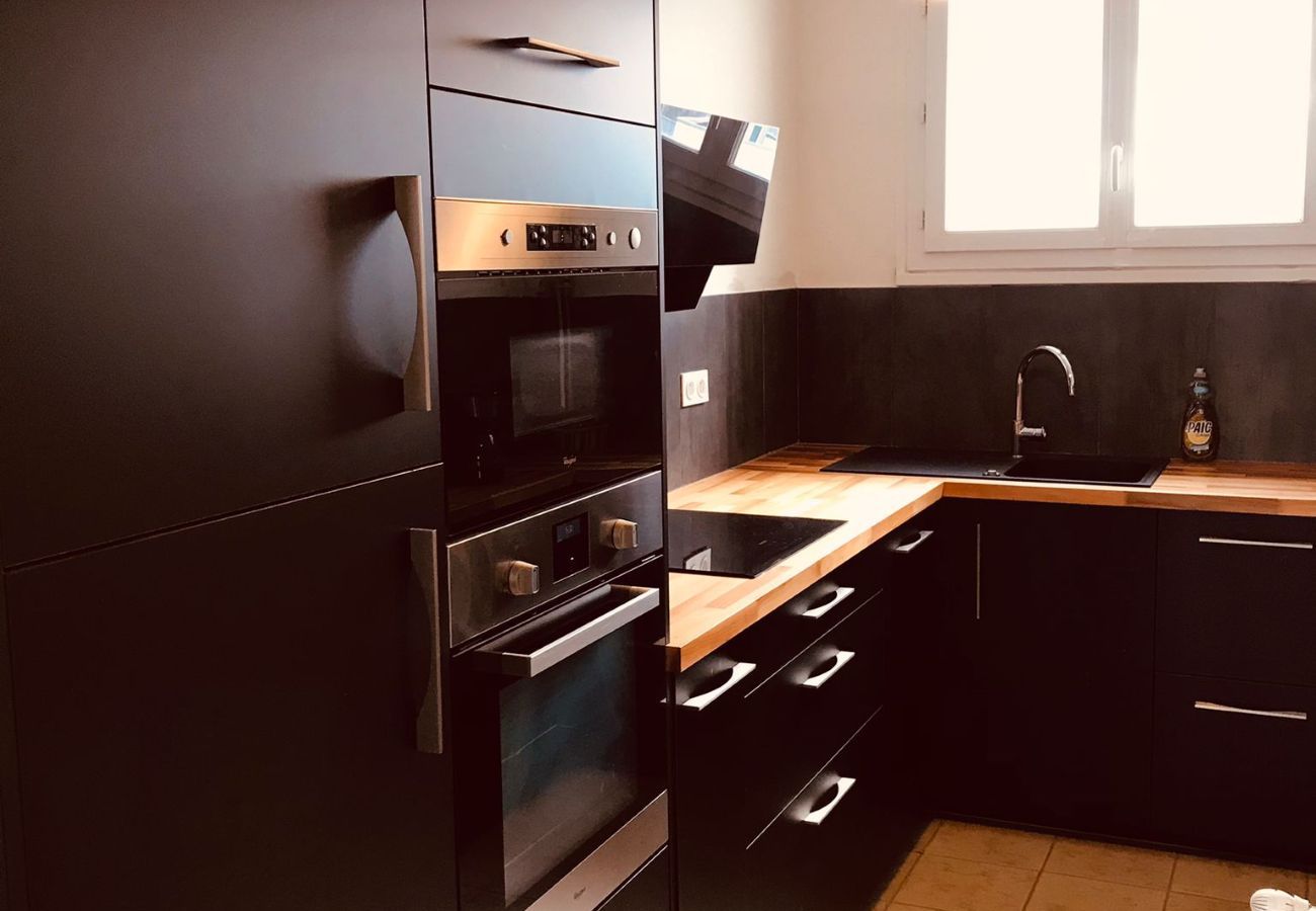 Appartement à Châteauroux - B- Meublé cosy centre ville 4 pers - ascenseur