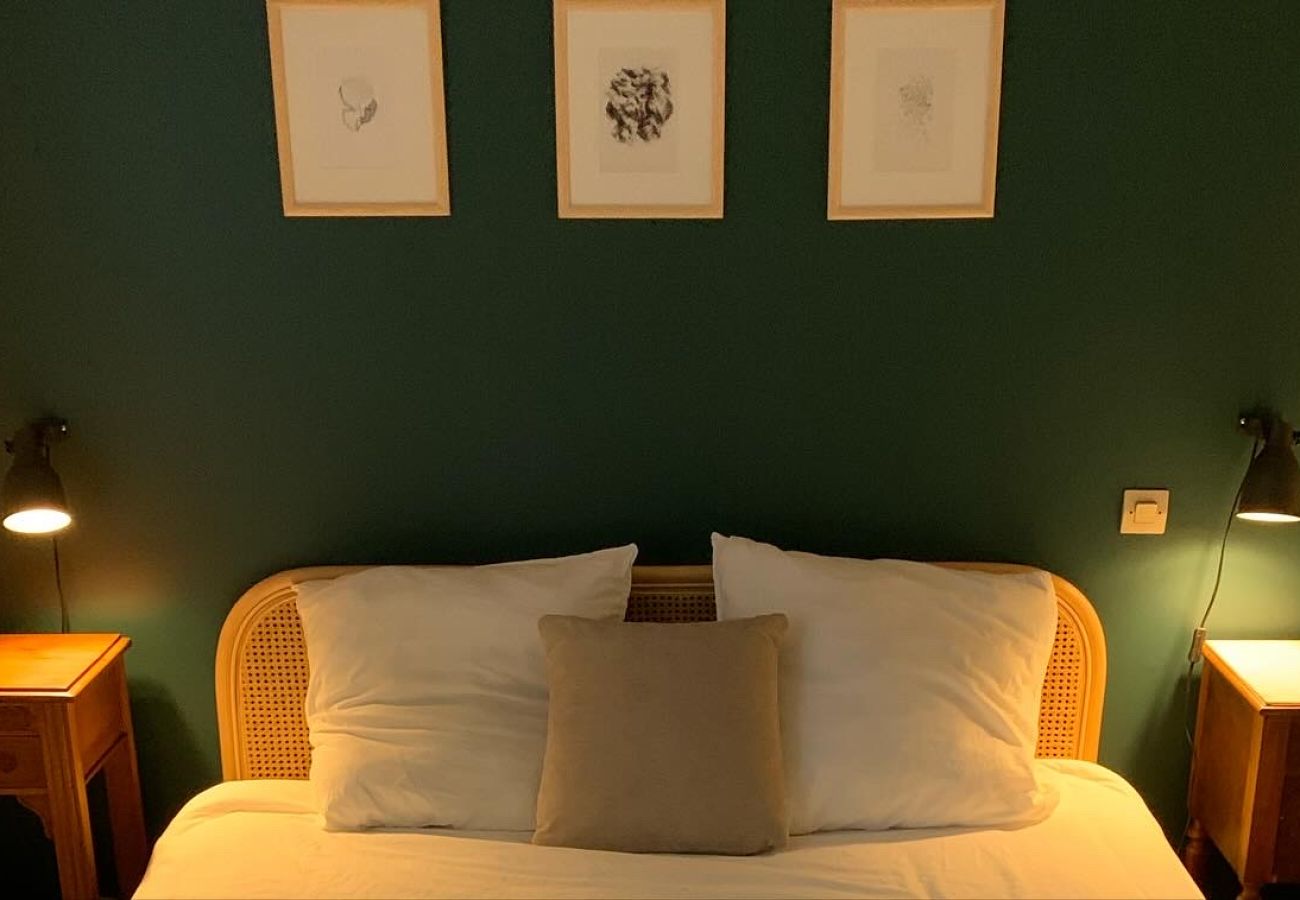 Maison à Rosnay - Gîte Familial 4 étoiles - École du Maupas - Brenne