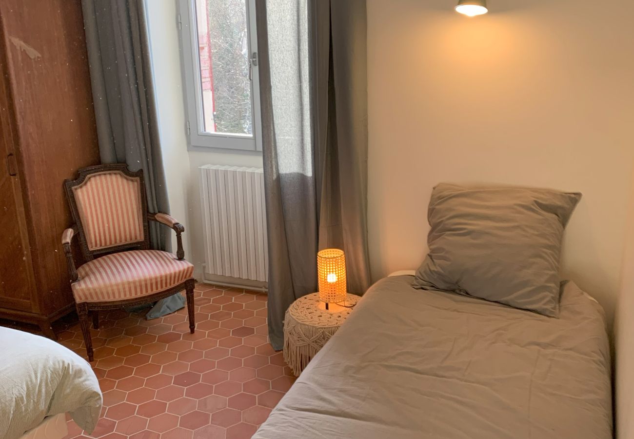 Maison à Rosnay - Gîte Familial 4 étoiles - École du Maupas - Brenne